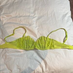 Savage X Fenty size 36D